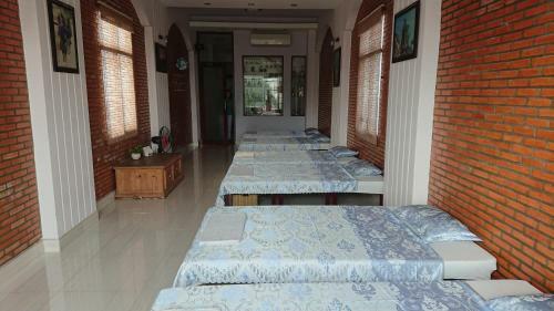 Lu Khach Quan Homestay
