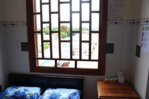 Hostal H&t Hotel
