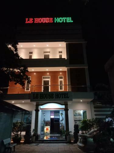 Hotel Le House
