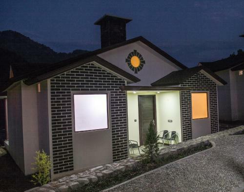 Villa Latigre Resort
