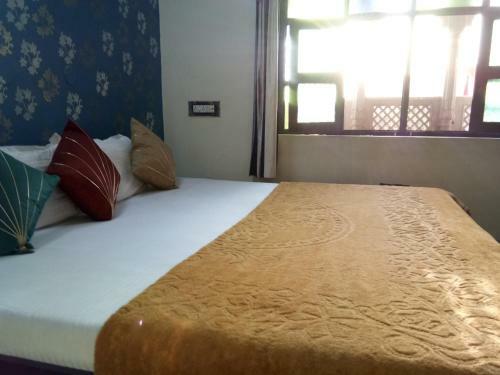 Hotel Haveli Taragarh Palace