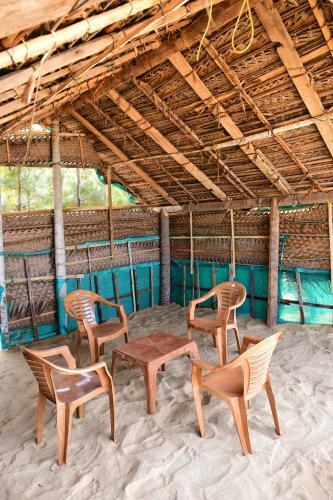 Avisa Island House