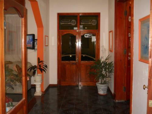 Dennisse Hotel
