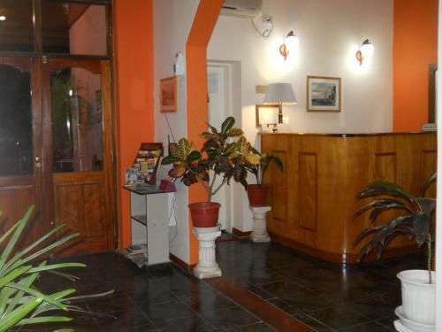 Dennisse Hotel