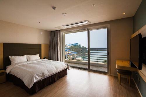 Hotel Sol Beach Samcheok
