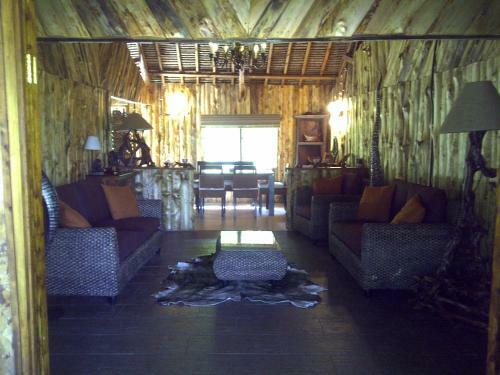 Lodge Mara River Camp