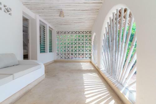 Baobab Beach House Bed And Breakfast