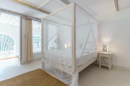 Baobab Beach House Bed And Breakfast