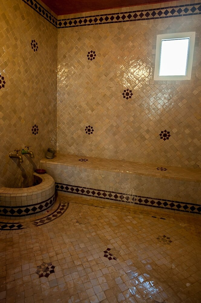 Hostal Domaine Lilia