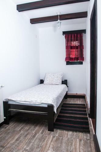 Hostal Traditional Serbian Guest House Eric