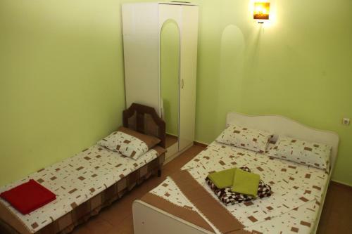 Hostal El Greco Hotel