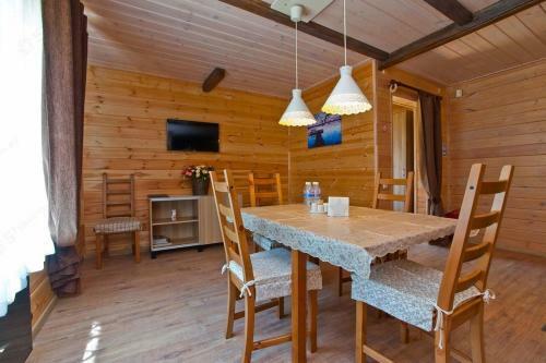 Hostal Chalet Voyage