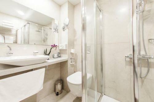 Baikal Business Center Hotel