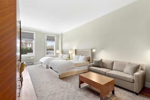 The Vanderbilt Hotel Suites