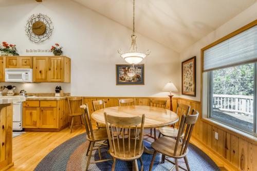 Red Cedar 42 | Discover Sunriver