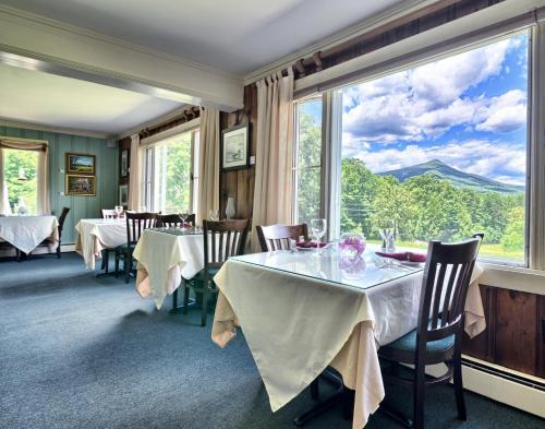 Bed & Breakfast Darby Field Inn