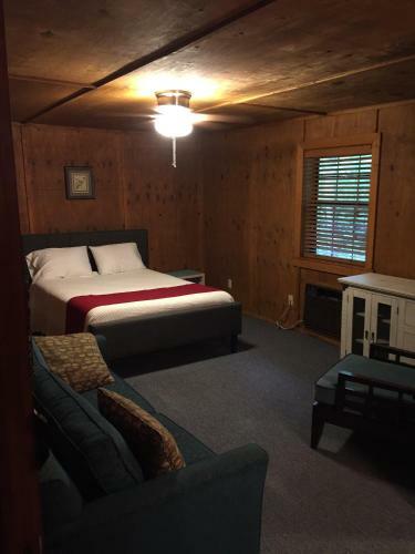 Bed & Breakfast The Sugar Creek Retreat