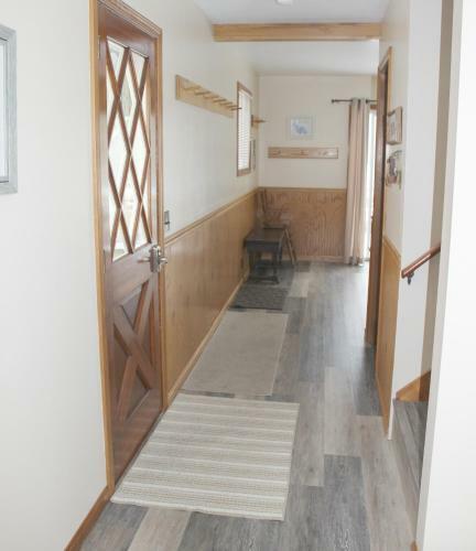 Houghton Lake Hideaway Cottage