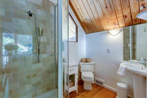 Cheryl's Bainbridge Chalet