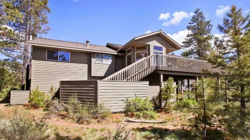 Belknap 5 Five-bedroom Home