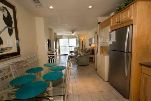 Apartamento Beachside Condos Unit #7