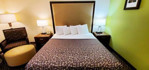 Motel Travel Inn And Suites