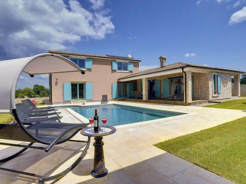 Villa Desire