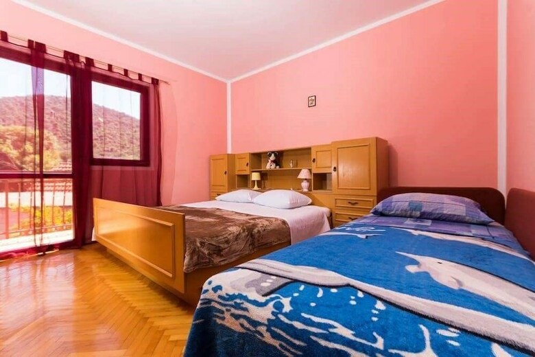 Apartment Orli?