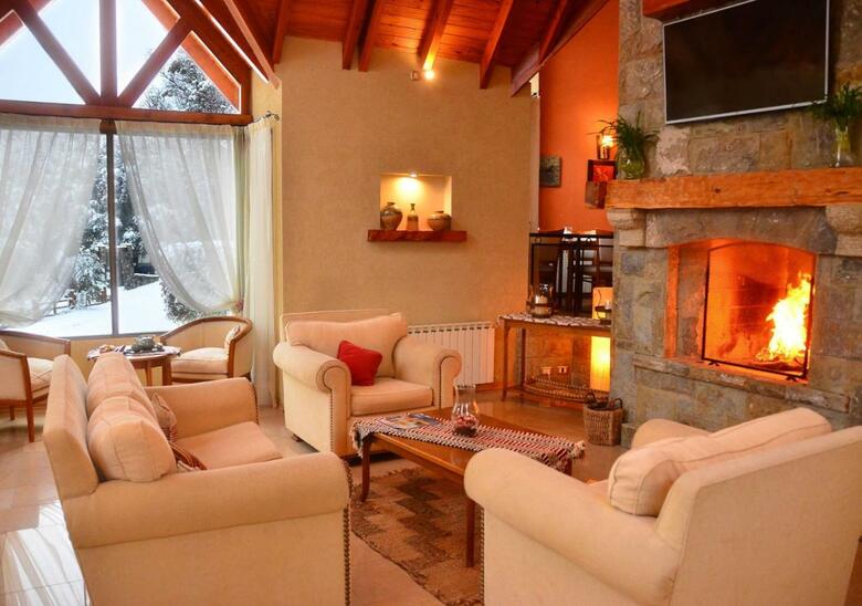 Hotel La Comarca Suites De Monta�a & Spa