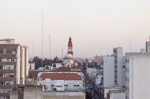 Apartho Dean Funes
