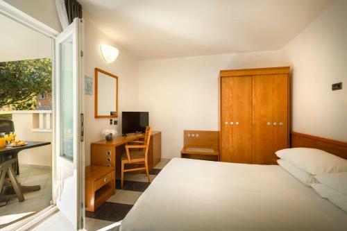 Hotel Tourist Settlement Amarin