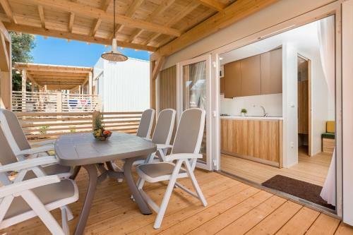 Mobile Homes Ve?tar