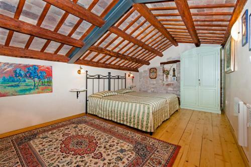 Hostal Residence La Carera