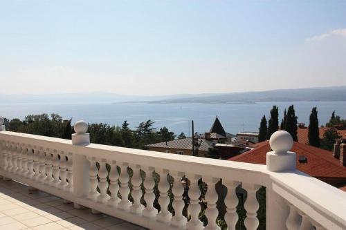 Two-bedroom Apartment In Crikvenica VI