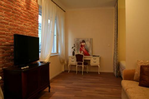Hostal Banica Apartments & Rooms