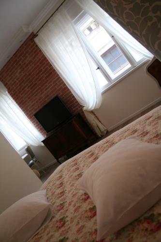 Hostal Banica Apartments & Rooms
