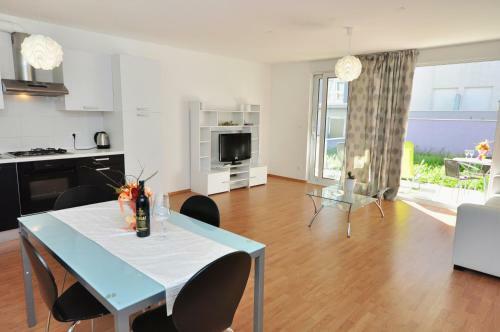 Apartamentos Adriatic Queen Villa