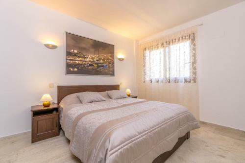Punta Prima Apartment Sleeps 4 Pool Wifi