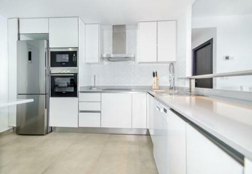 Punta Prima Apartment Sleeps 6 Pool Wifi
