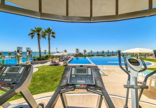 Punta Prima Apartment Sleeps 6 Pool Wifi