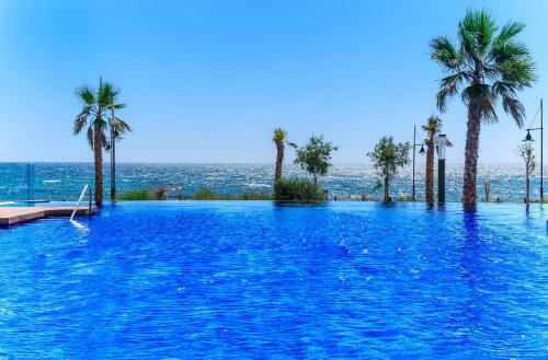 Punta Prima Apartment Sleeps 4 Pool Wifi