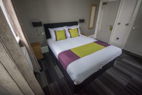 Hotel Rooms At Gpo