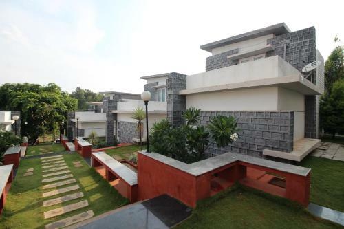 Hotel Cloud 9 Luxury Villas