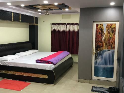 Lodge Ushasree Residency