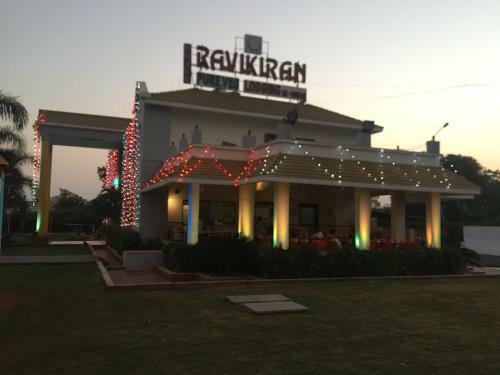 Hotel Ravikiran