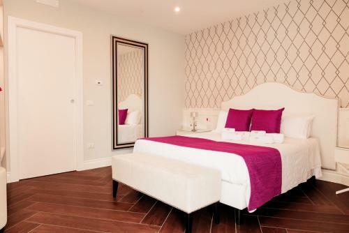 Hostal Golden Residence