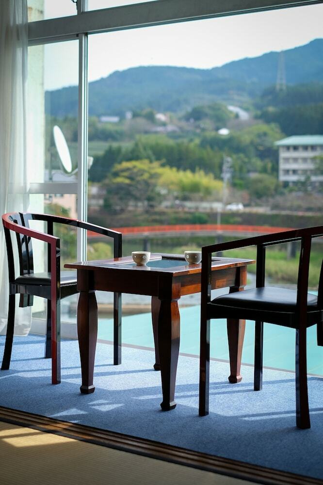 Albergue Kotobuki Global Inn