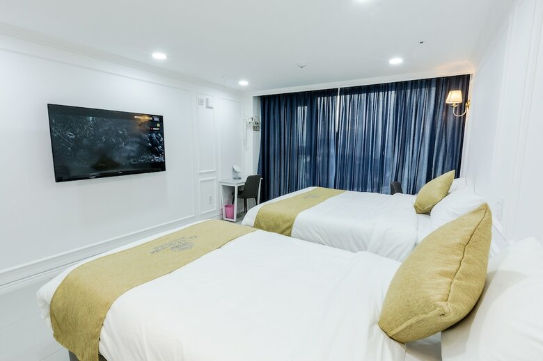 Gladsheim Hotel