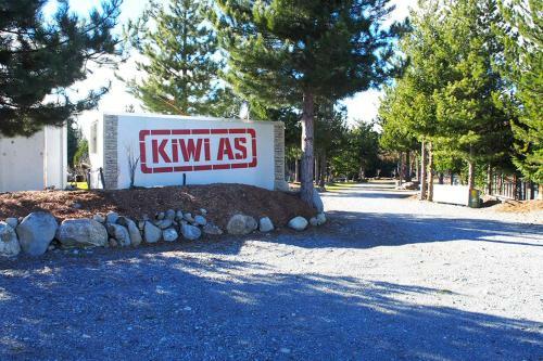 Lake Ruataniwha Holiday Park