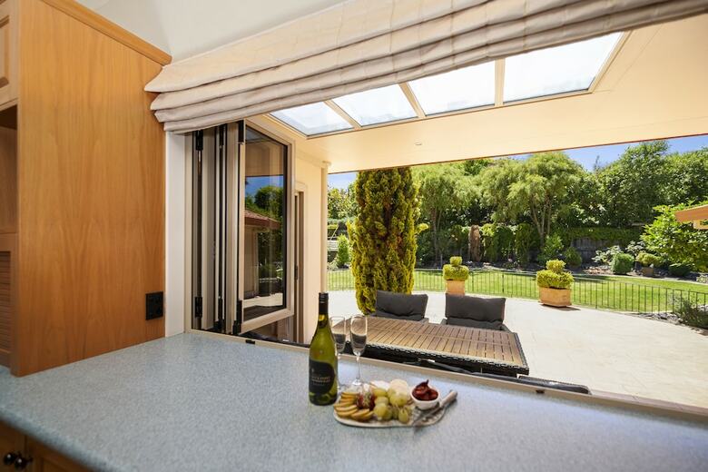 Lake View Luxury